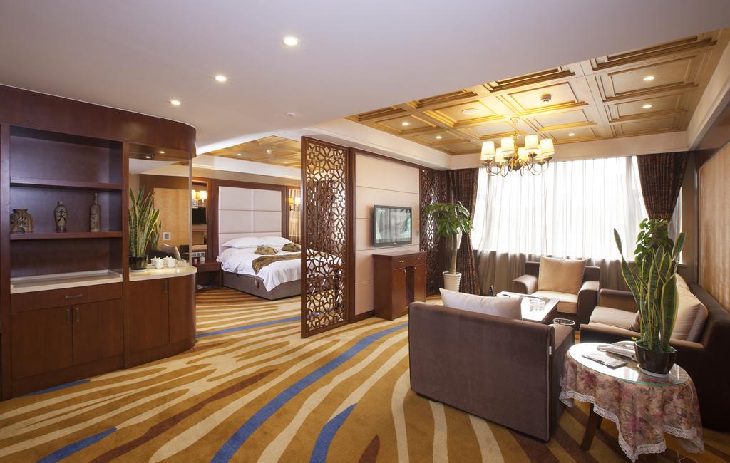 Chengdu Taicheng Hotel Exterior photo